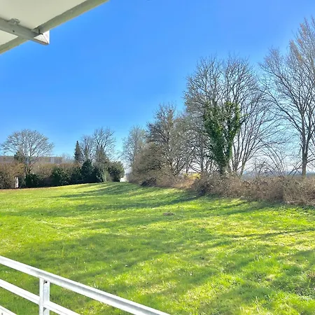 Schwarzwaldapartment Nr 23 30qm Doppelbett Modern Daire Altensteig